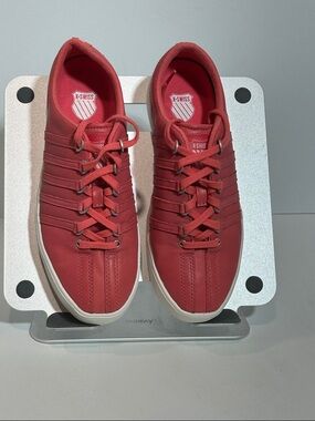 K-Swiss Clean Classic Low-Top Tennis Shoes